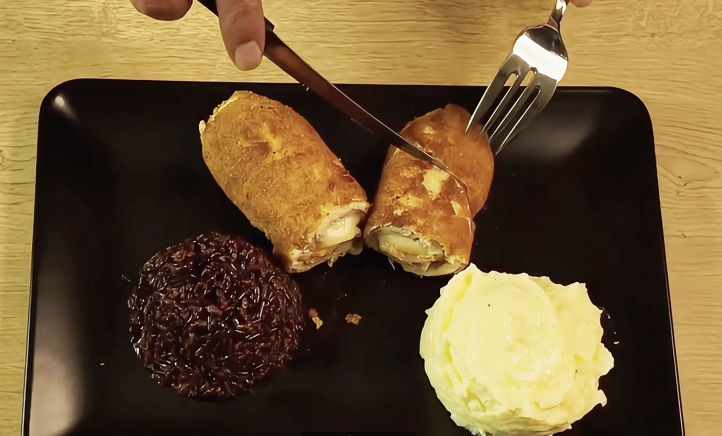 Ev Yapımı Cordon Bleu Tarifi – Fransız Esintili Tavuk Yemeği